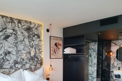 61717382-4779-4720-beb6-5cded7d212ba