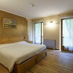  Фото Camera quadrupla