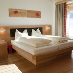  Photo of Junior suite, shower and bath tub, good as new