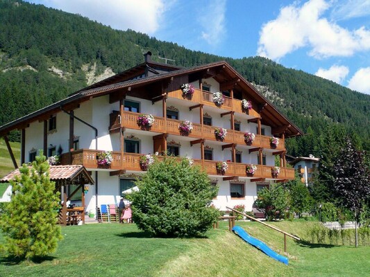 Hotel Villa Gemmy - Pozza - Fassatal