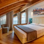  Фото Полулюкс