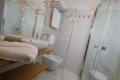 bagno junior suite vita nova ridimensionata