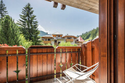 14. Camera Dolomiti