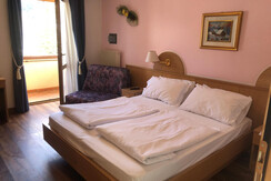 A9BE5AFE-C10A-46AD-8893-EF53FF9878F0