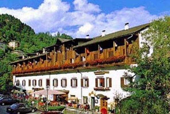 Hotel Ancora Molina di Fiemme