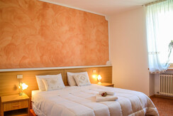 2 PX CAM. matrimoniale 2