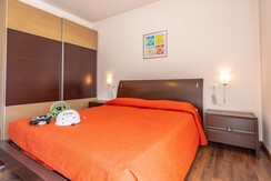 Camera Matrimoniale Giallo Limone 8