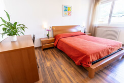 Camera Matrimoniale 5Giallo Limone