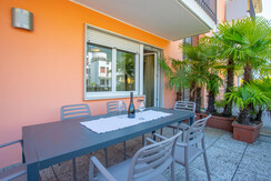 Esterno Giallo Limone 1