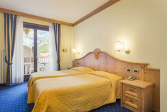 Dolomiti - Risouzione bassa (1)