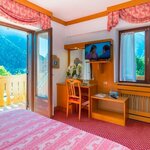 Foto di CAMERA MATRIMONIALE BB