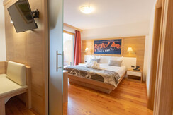 Berghotel Miramonti camera family