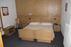 Hotel Canada Bellamonte camera3