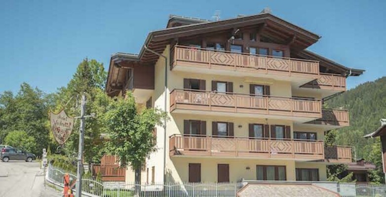 appartamenti campiglio_casa ballardini esterno