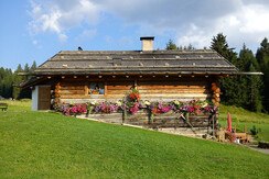 esterno Chalet 'Baita Tabià' -  Dolomites (2)