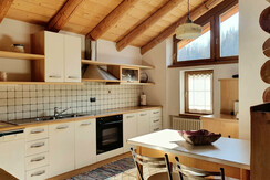 cucina Chalet 'Baita Tabià' Dolomites (1)