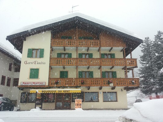 Garni-Claudia-Alba-di-Canazei_inverno