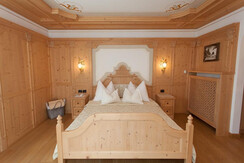 Elegance 7
