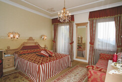 Elegance 8
