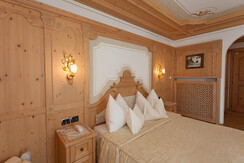 Elegance 6