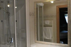 Bagno camera doppia junior