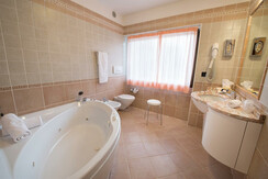 Bagno camera Kristall Suite