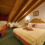 Foto di Camera Attic Mountain tripla (BB)