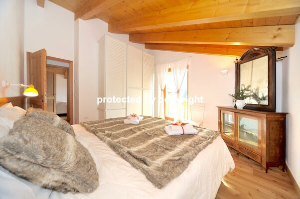 Dolomiti Chalet room