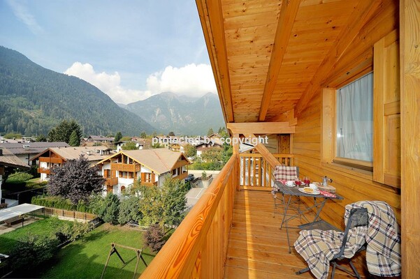 Dolomiti Chalet 7 balcone