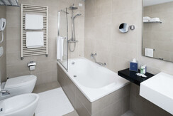 Du Lac et Du Parc Grand Resort -Executive Suite 04