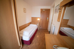 04102019-103_DSC1485