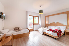 Hotel Europa Pera di Fassa camera quadrupla