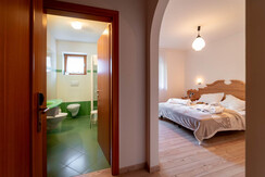 Hotel Europa Pera di Fassa camera matrimoniale