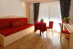 Hotel Flora Alpina Juniorsuite zona soggiorno