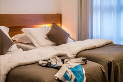 Fly Bike Hotel TWIN BEDS