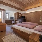  Foto von Junior Suite 'Camoscio' mit eigenem Whirlpool