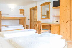 Camera famigliare Hotel Genzianella Ziano di Fiemm