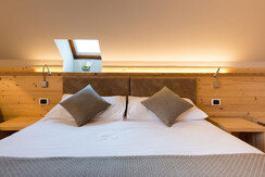 Hotel-Molveno-stanza charme vista sud (4)