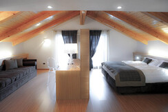 JUNIOR_SUITE_005