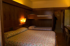 quadrupla no balcone