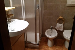 bagno tripla no balcone