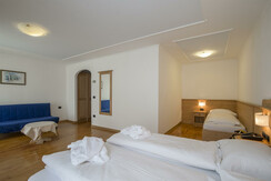 Familienzimmer Alpen 30 sqm