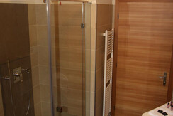 Bagno Stanza Family Room