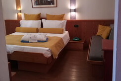 Hotel Isolabella Art Room