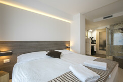 lunabiancahotelcomfortroom