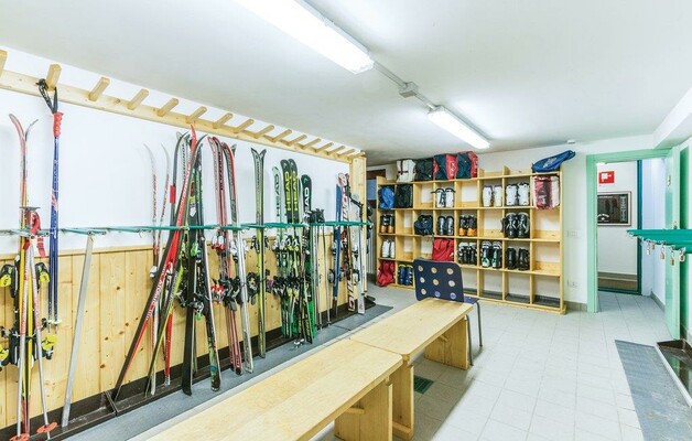 Skiroom