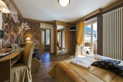 camera-new-junior-103