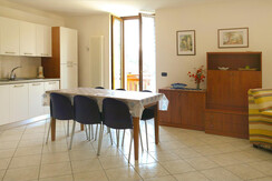 bar 41