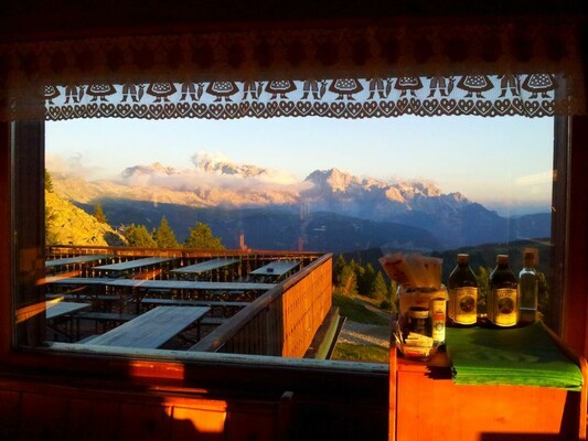 Rif Orso Bruno Vista Bar-Paninoteca