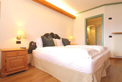 Hotel Bellacosta camera classic interno 2